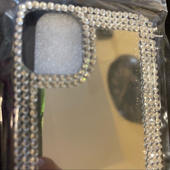 iPhone 11 Pro Max Case. Mirror - Picture 2 of 4
